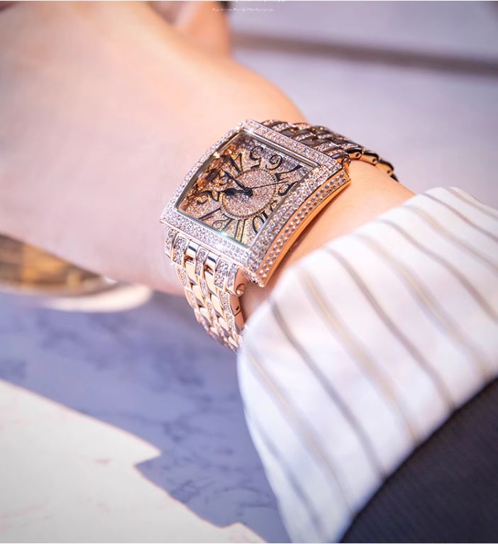 Gloriosa Diamond Studded Watch